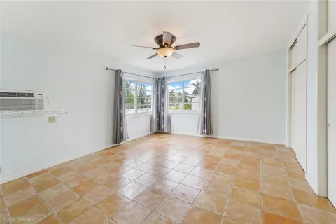 350 Collins Ave # 306, Miami Beach FL 33139