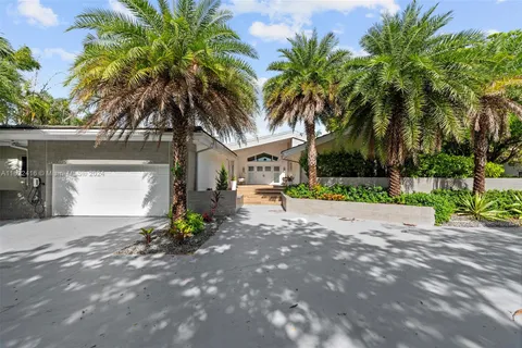 194 Golden Beach Dr, Golden Beach FL 33160