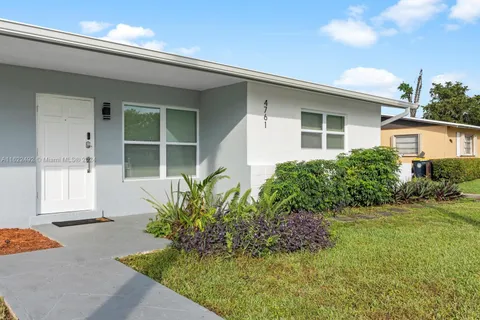 4761 SW 43rd Ter, Dania Beach FL 33314