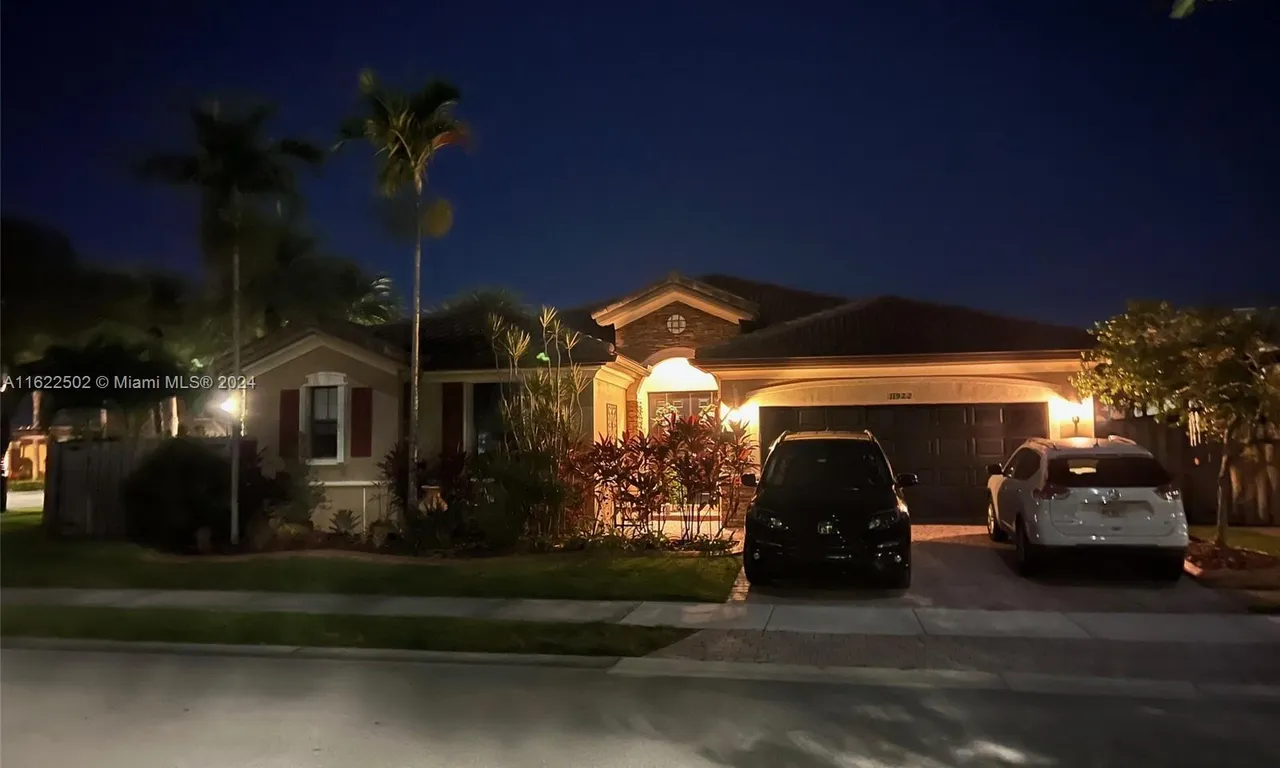 11922 SW 154th Path, Miami FL 33196