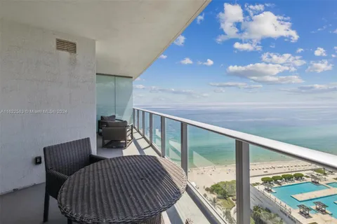 4111 S Ocean Dr # 2209, Hollywood FL 33019