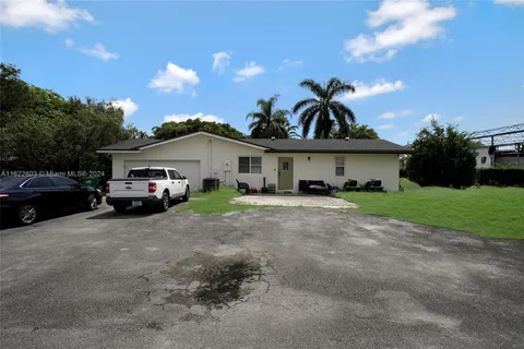 23100 SW 192nd Ave, Miami FL 33170