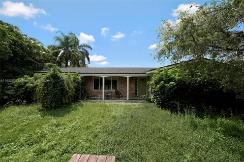 23100 SW 192nd Ave, Miami FL 33170