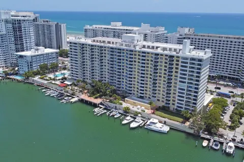 5600 Collins Ave # 10E, Miami Beach FL 33140