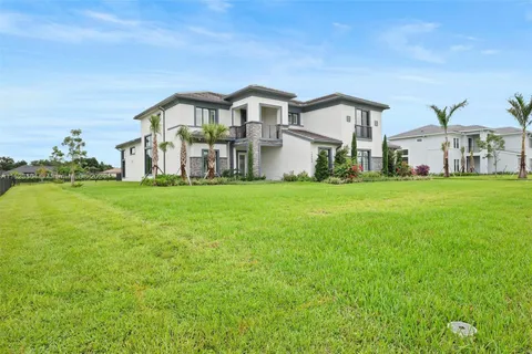 14920 Millstone Ranches Dr, Davie FL 33331