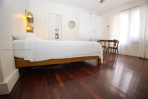 642 Michigan Ave # 8, Miami Beach FL 33139