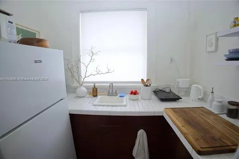 642 Michigan Ave # 8, Miami Beach FL 33139
