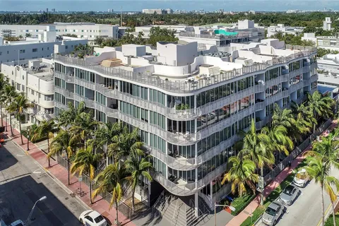 2100 Park Ave # 108, Miami Beach FL 33139