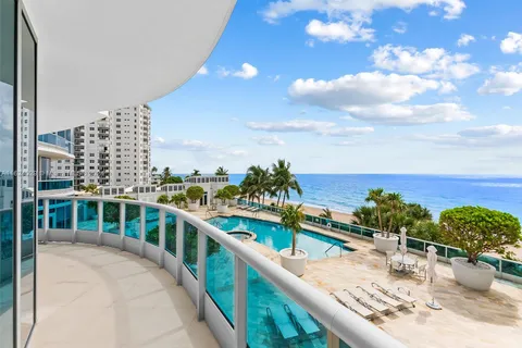 1600 S Ocean Blvd # 301, Lauderdale By The Sea FL 33062