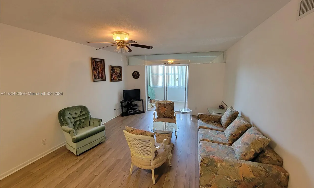 230 NE 26th Ave # 2040, Boynton Beach FL 33435