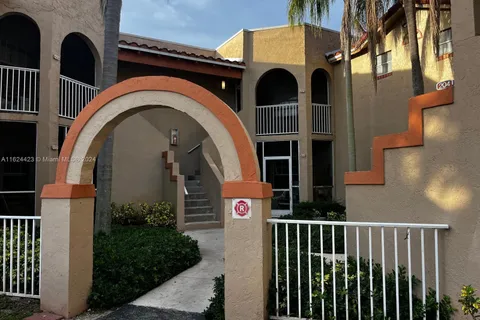 8842 SW 3rd St # 105, Pembroke Pines FL 33025