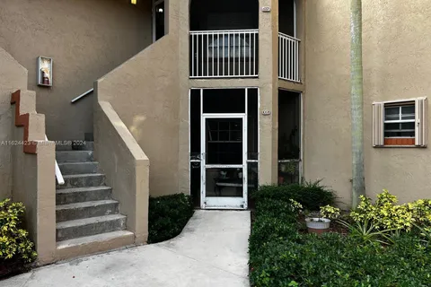 8842 SW 3rd St # 105, Pembroke Pines FL 33025