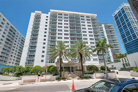 6917 Collins Ave # 1106, Miami Beach FL 33141