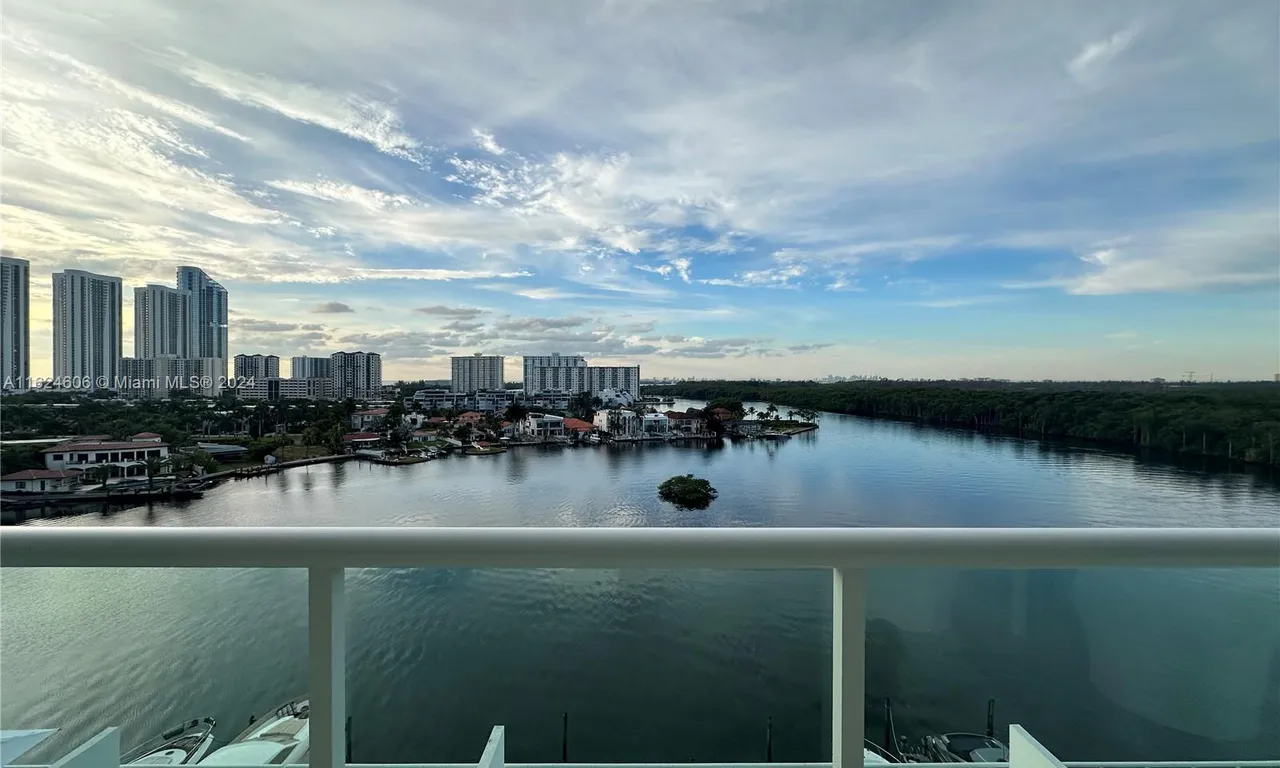 400 Sunny Isles Blvd # 905, Sunny Isles Beach FL 33160