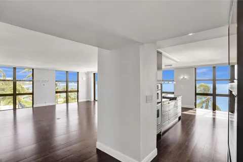 1111 Crandon Blvd # A201, Key Biscayne FL 33149