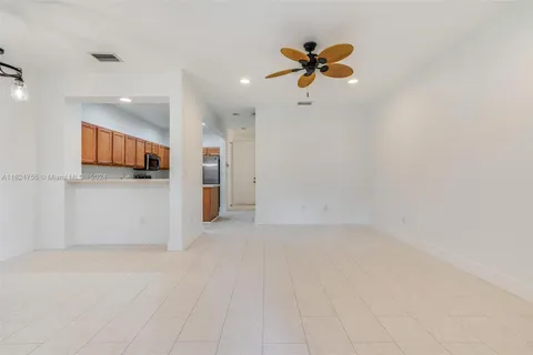 975 Millbrae Ct # 3, West Palm Beach FL 33401