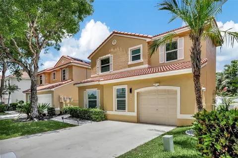 11125 NW 46th Dr, Coral Springs FL 33076