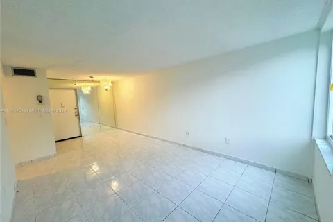 250 180th Dr # 254, Sunny Isles Beach FL 33160