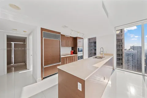 475 Brickell Ave # 4715, Miami FL 33131