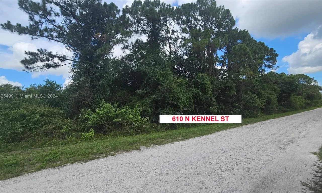 610 N KENNEL ST, Clewiston FL 33440