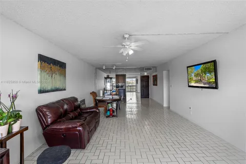 3301 Spanish Moss Ter # 209, Lauderhill FL 33319