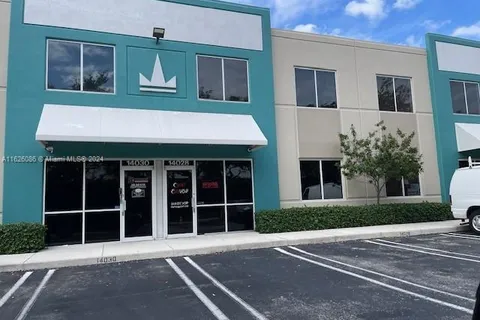 14028 NW 82nd Ave # 10, Miami Lakes FL 33016