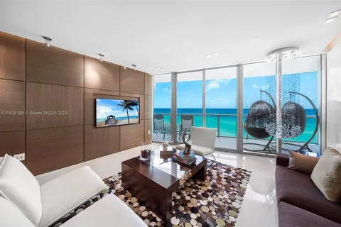 17001 Collins Ave # 804, Sunny Isles Beach FL 33160