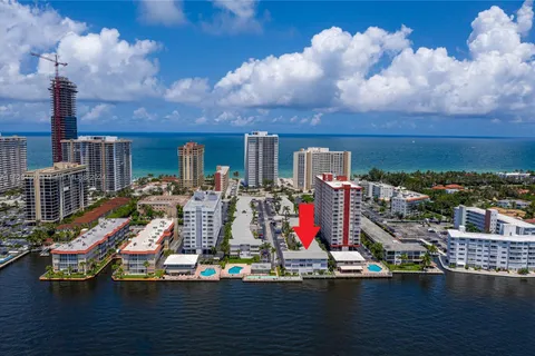 3135 S Ocean Dr # 227, Hallandale Beach FL 33009