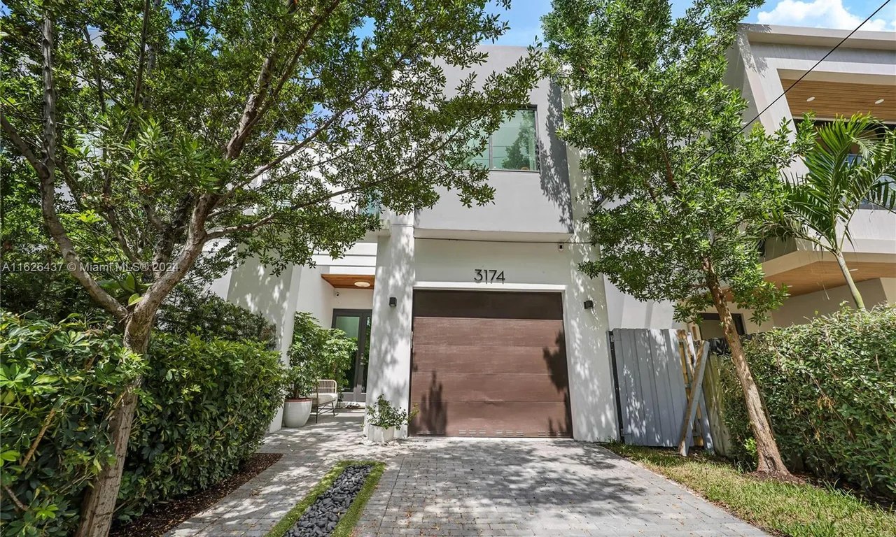 3174 Elizabeth St, Miami FL 33133