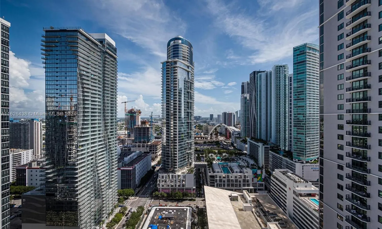 601 NE 1st Ave # 2701, Miami FL 33132