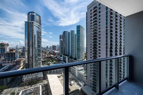 601 NE 1st Ave # 2701, Miami FL 33132