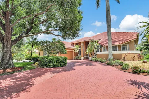 1861 W Eagle Trace Blvd W, Coral Springs FL 33071