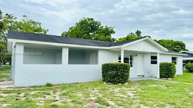 405 King  St, Lake Wales FL 33853