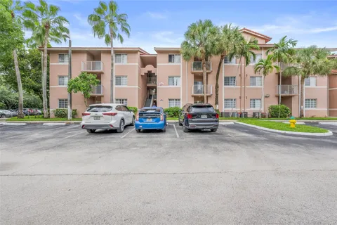 3241 Sabal Palm Mnr # 101, Davie FL 33024