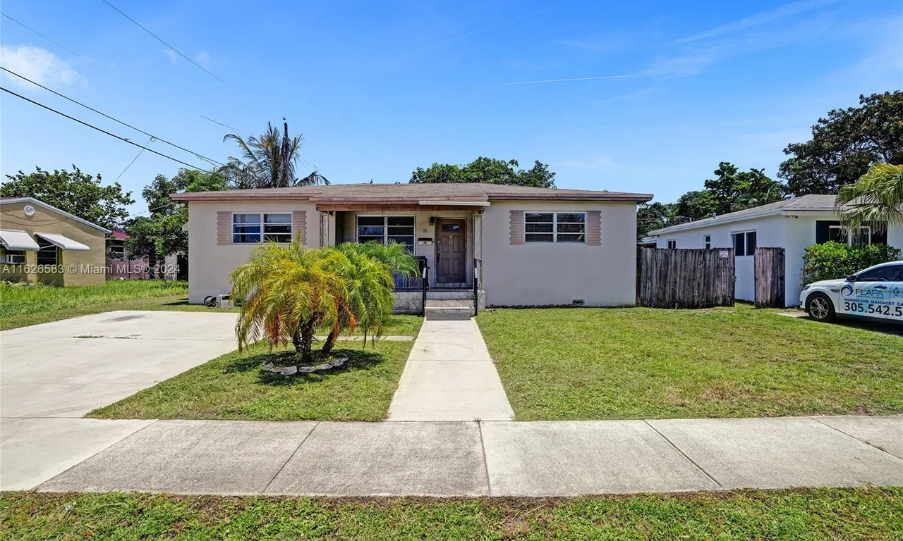 611 NE 171st St, North Miami Beach FL 33162