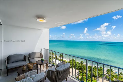 881 Ocean Dr # 16D, Key Biscayne FL 33149