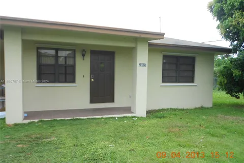 24925 SW 134th Ct, Homestead FL 33032