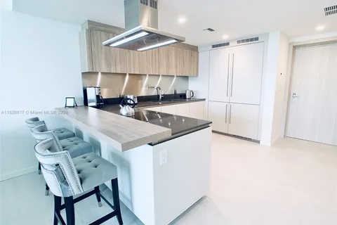 1000 Brickell Plz # 4504, Miami FL 33131