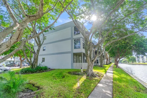 8360 Sands Point Blvd # G110, Tamarac FL 33321