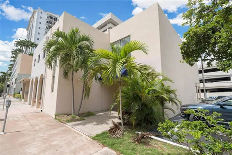 325 Almeria Ave, Coral Gables FL 33134