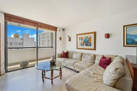 1775 Washington Ave # 7C, Miami Beach FL 33139