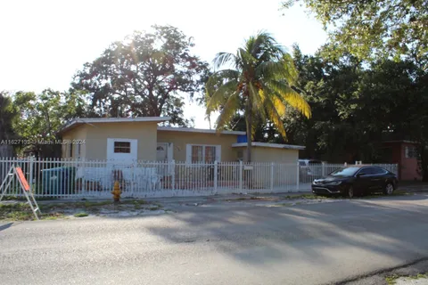 8400 NW 21st Ave, Miami FL 33147