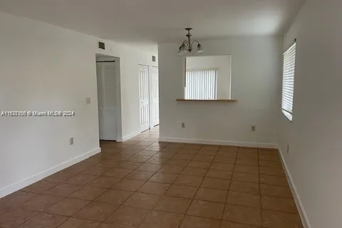 650 NW 78th Ter # 104, Pembroke Pines FL 33024