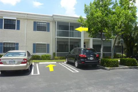 180 Cypress Club Dr # 834, Pompano Beach FL 33060