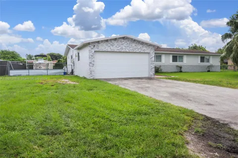 29721 SW 169th Ave, Homestead FL 33030