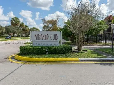 3199 Foxcroft Rd # 204, Miramar FL 33025