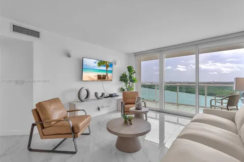 100 Bayview Dr # 2119, Sunny Isles Beach FL 33160