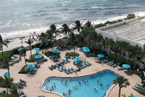 3801 OCEAN DR # 10H, Hollywood FL 33019