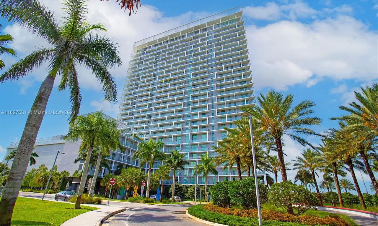 2000 S Metropica Way # 1508, Sunrise FL 33323