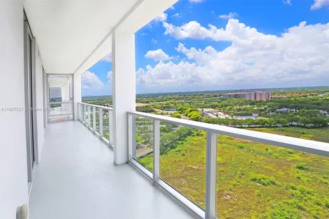 2000 S Metropica Way # 1508, Sunrise FL 33323